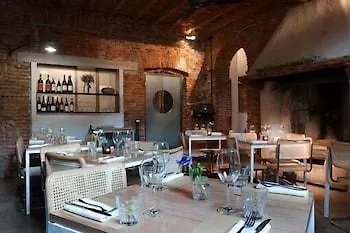 Hostel Un Posto A Milano - Guesthouse All'Interno Di Una Cascina Del 700 Italy