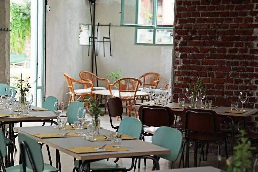 Hostel Un Posto A Milano - Guesthouse All'Interno Di Una Cascina Del 700