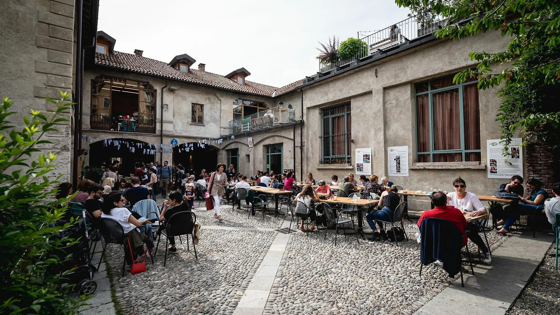 Un Posto A Milano - Guesthouse All'Interno Di Una Cascina Del 700 Italy