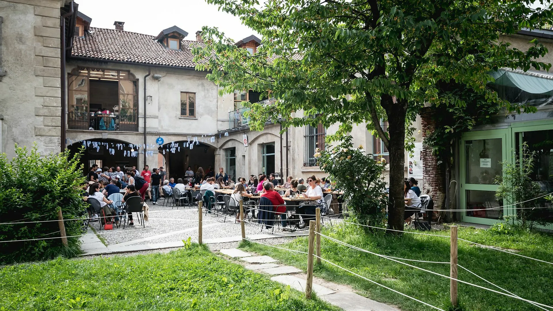 Un Posto A Milano - Guesthouse All'Interno Di Una Cascina Del 700 0*, Milan Italy